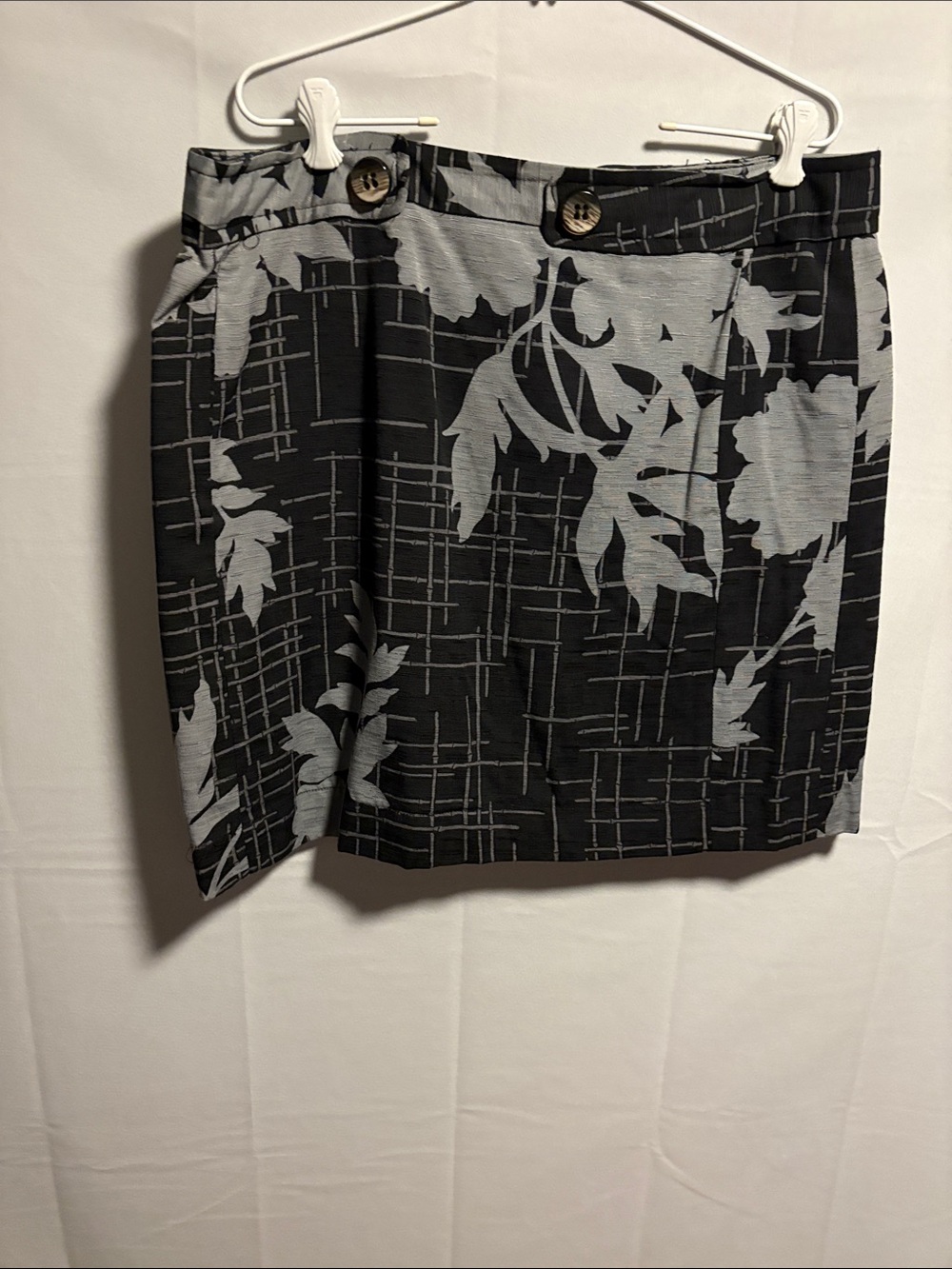 attention Black Mini Skirt with Gray Floral Print